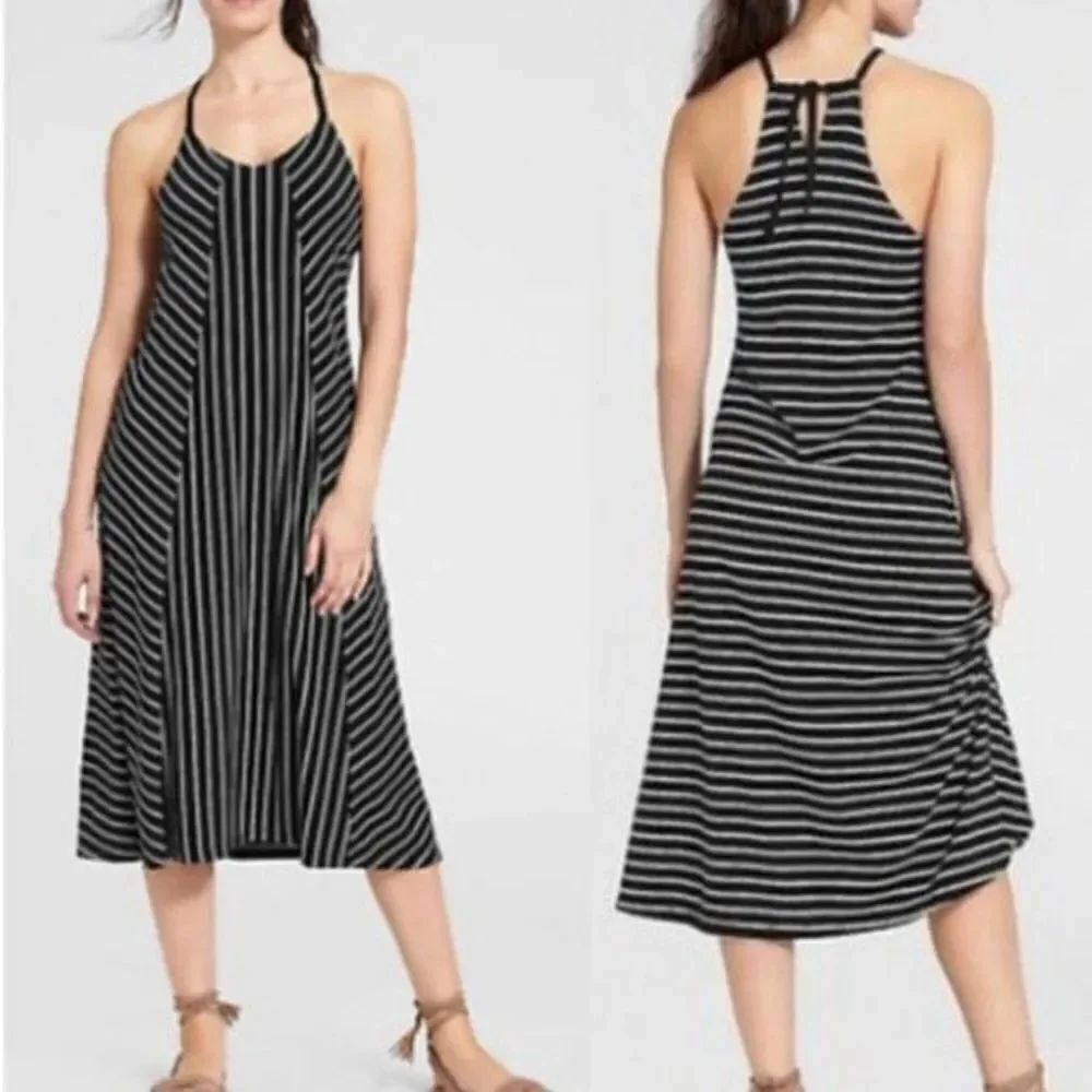 ✨Athleta Black Stripe Mix Swing Athleisure Travel Dress✨